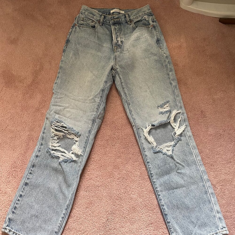 PacSun High Rise Mom Jeans, Light Wash, Size 26